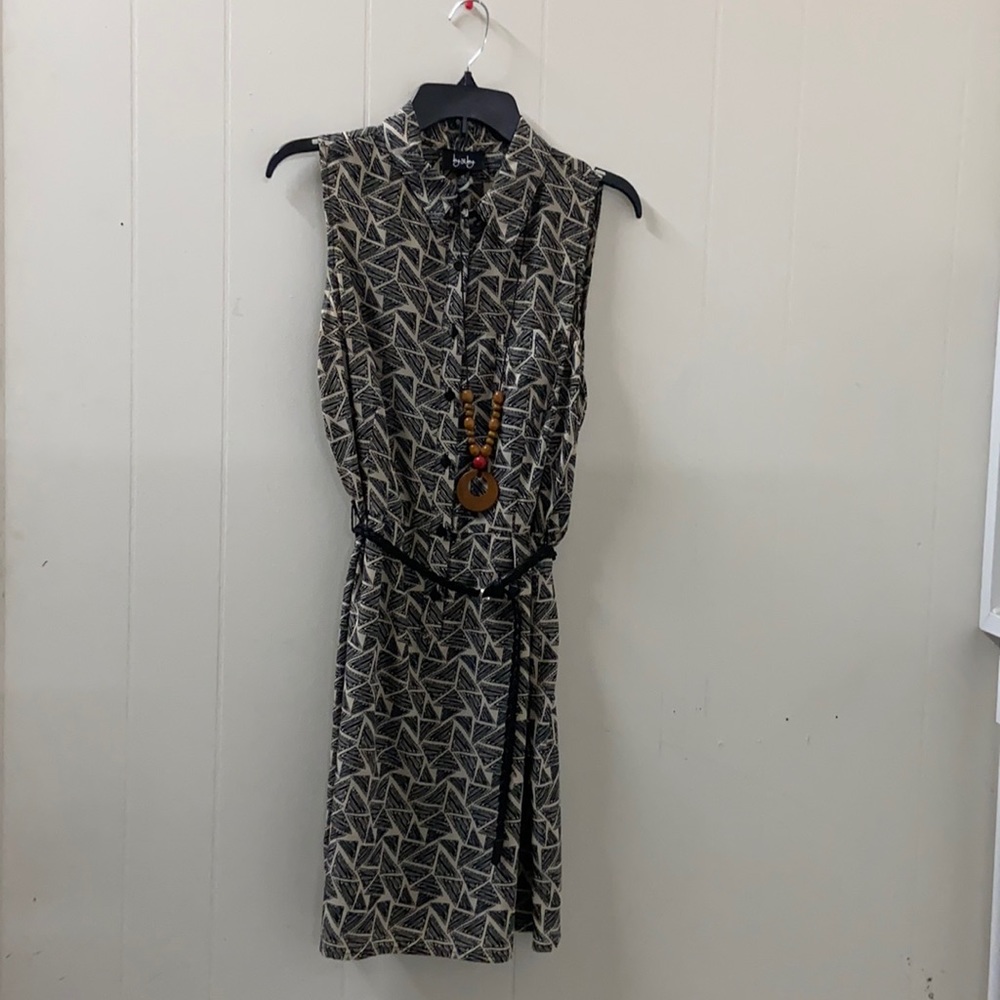 Women’s Sleeveless Shirt Dress